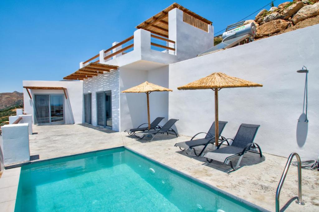 Pyrgos Exclusive room 2
